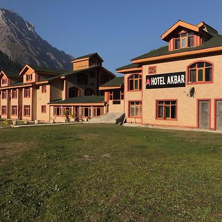 Hotel Akbar Sonāmarg エクステリア 写真