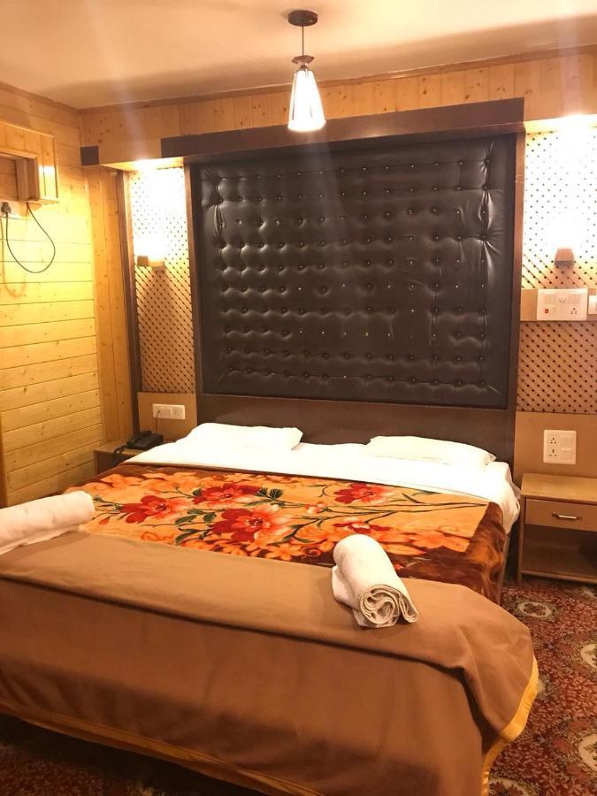 Hotel Akbar Sonāmarg エクステリア 写真