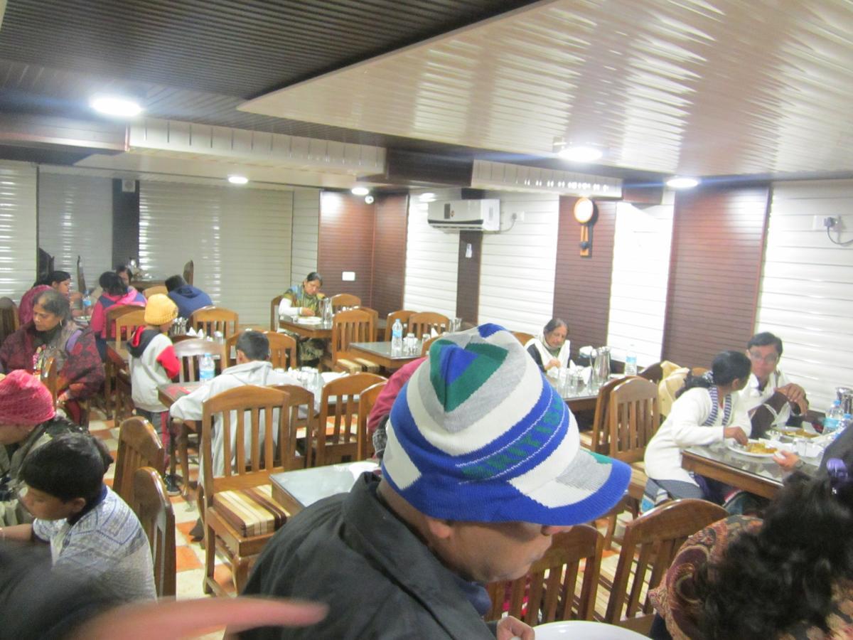 Hotel Akbar Sonāmarg エクステリア 写真